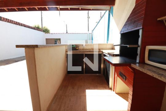 Cozinha  de casa para alugar com 2 quartos, 200m² em Jardim Orestes Lopes de Camargo, Ribeirão Preto