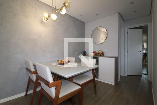 Sala de apartamento para alugar com 2 quartos, 59m² em Vila Sao Pedro, Santo André