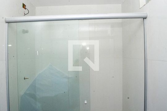 Banheiro da Suíte de casa à venda com 2 quartos, 88m² em Jardim Vitoria, Belo Horizonte