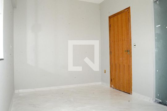 Suíte 1 de casa à venda com 2 quartos, 88m² em Jardim Vitoria, Belo Horizonte