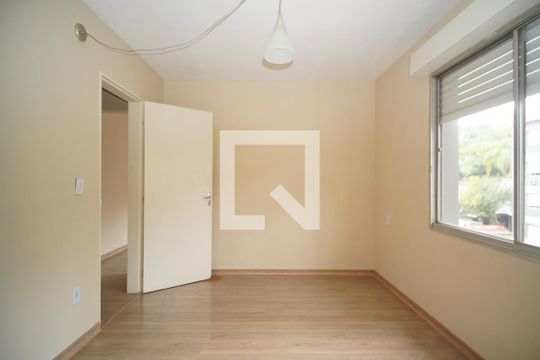 Quarto 2 de apartamento para alugar com 2 quartos, 67m² em Agronomia, Porto Alegre