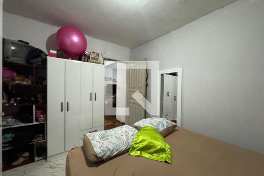 Quarto 1 de casa à venda com 2 quartos, 320m² em Recanto das Emas, Brasília