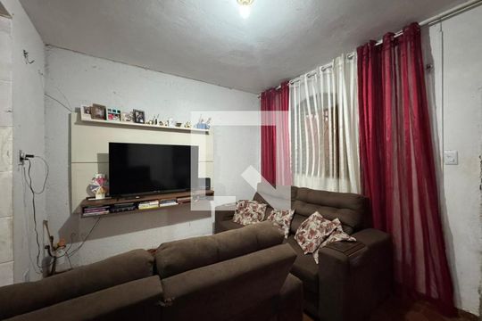 Casa à venda com 2 quartos, 320m² em Recanto das Emas, Brasília