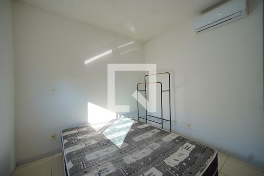 Suíte de apartamento para alugar com 2 quartos, 60m² em Ingleses Centro, Florianópolis