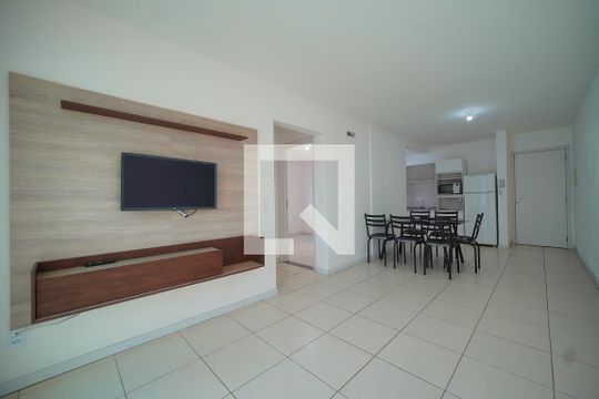 Sala de apartamento para alugar com 2 quartos, 60m² em Ingleses Centro, Florianópolis