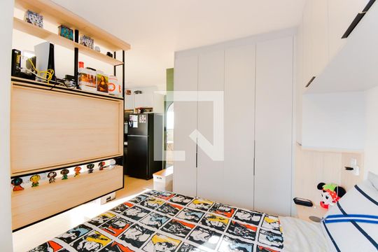 Quarto de apartamento para alugar com 1 quarto, 28m² em Vila das Bandeiras, Guarulhos