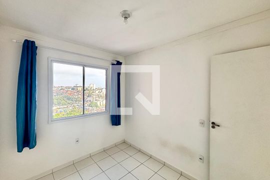 Quarto 2 de apartamento para alugar com 2 quartos, 47m² em Jardim Lourdes, Ferraz de Vasconcelos