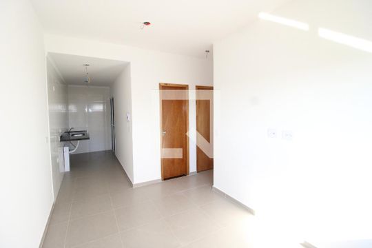 Sala / Cozinha de apartamento para alugar com 2 quartos, 39m² em Guaianases, São Paulo