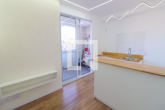 Sala/Cozinha de apartamento para alugar com 2 quartos, 41m² em Jaguaribe, Osasco