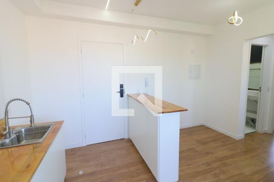 Sala/Cozinha de apartamento para alugar com 2 quartos, 41m² em Jaguaribe, Osasco