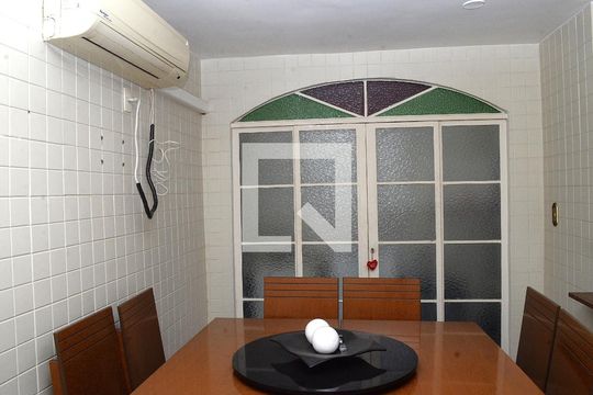 Sala 2 de casa para alugar com 2 quartos, 148m² em São Gabriel, Belo Horizonte