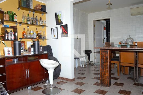 Sala 2 de casa para alugar com 2 quartos, 148m² em São Gabriel, Belo Horizonte