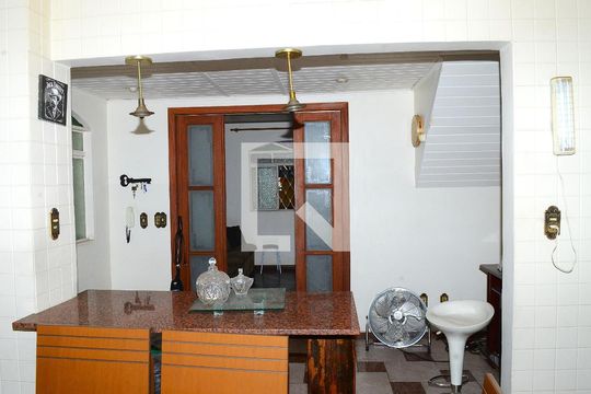Sala 2 de casa para alugar com 2 quartos, 148m² em São Gabriel, Belo Horizonte
