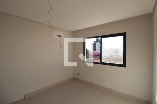 Apartamento à venda com 2 quartos, 97m² em Indaiá, Belo Horizonte