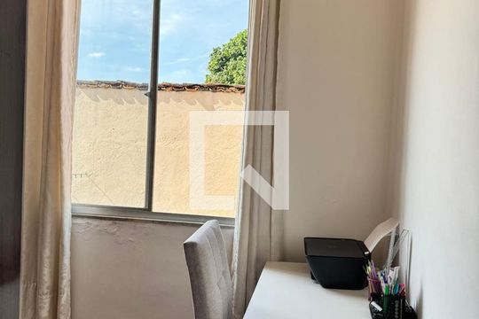 Quarto de apartamento à venda com 2 quartos, 54m² em Providencia, Belo Horizonte