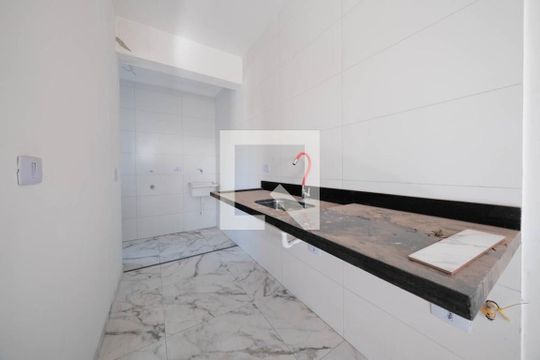 Sala/Cozinha de apartamento para alugar com 2 quartos, 53m² em Cidade Patriarca, São Paulo