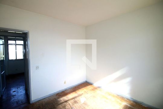 Quarto 1 de apartamento para alugar com 3 quartos, 55m² em Brás de Pina, Rio de Janeiro