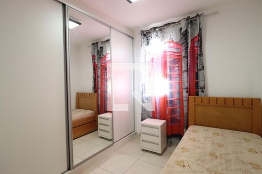 Quarto 1 de apartamento para alugar com 2 quartos, 74m² em Patrimônio, Uberlândia