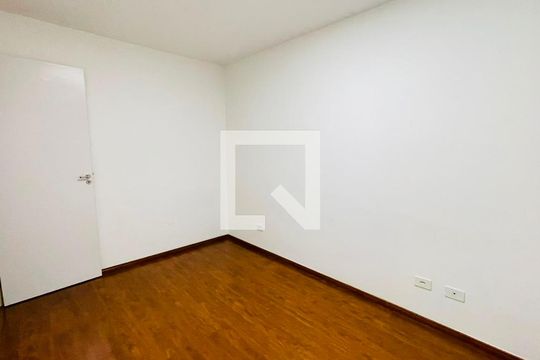 Quarto 1  de apartamento para alugar com 2 quartos, 50m² em Jardim Barro Branco, Cotia