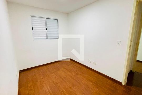 Quarto 1  de apartamento para alugar com 2 quartos, 50m² em Jardim Barro Branco, Cotia