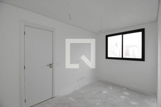 Quarto 1 de apartamento à venda com 2 quartos, 50m² em Centro, Curitiba