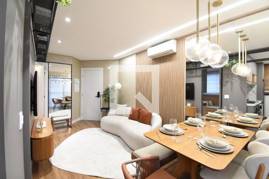 Sala de apartamento à venda com 2 quartos, 50m² em Centro, Curitiba