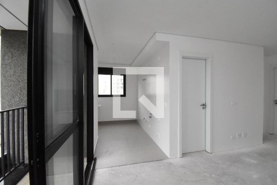 Sala de apartamento à venda com 2 quartos, 50m² em Centro, Curitiba