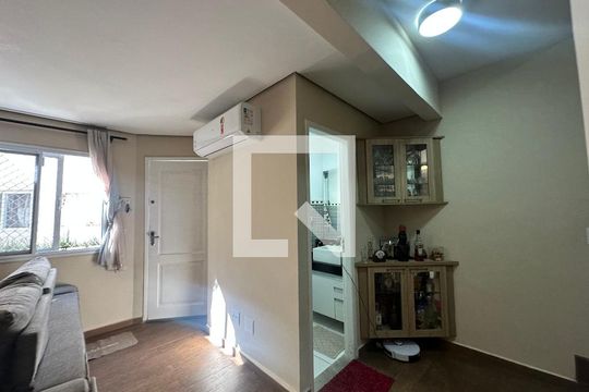 Sala de casa de condomínio à venda com 3 quartos, 179m² em Vila Sao Luiz (valparaizo), Barueri