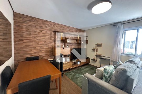 Sala de casa de condomínio à venda com 3 quartos, 179m² em Vila Sao Luiz (valparaizo), Barueri