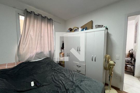 Quarto 1 de apartamento à venda com 2 quartos, 48m² em Arvoredo Ii, Contagem