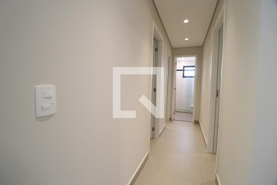 Corredor de apartamento para alugar com 3 quartos, 89m² em Jardim Sul, Uberlândia