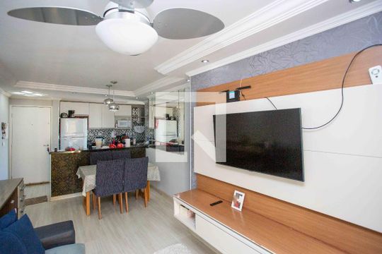 Sala de apartamento à venda com 3 quartos, 86m² em Jardim Melo, Diadema