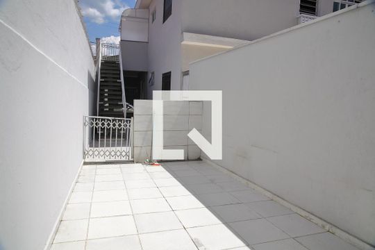 Casa para alugar com 2 quartos, 125m² em Jardim Lauro Gomes, São Bernardo do Campo
