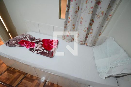 Suíte de casa à venda com 11 quartos, 432m² em Jardim Petropolis, Goiânia