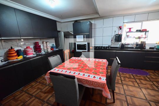 Cozinha de casa à venda com 11 quartos, 432m² em Jardim Petropolis, Goiânia