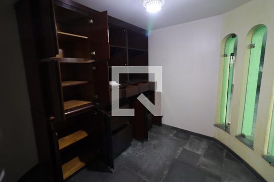 Sala de casa à venda com 3 quartos, 300m² em Vila Yara, Osasco