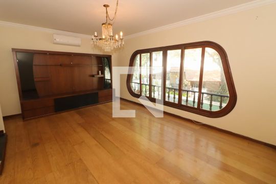 Sala de casa à venda com 3 quartos, 300m² em Vila Yara, Osasco