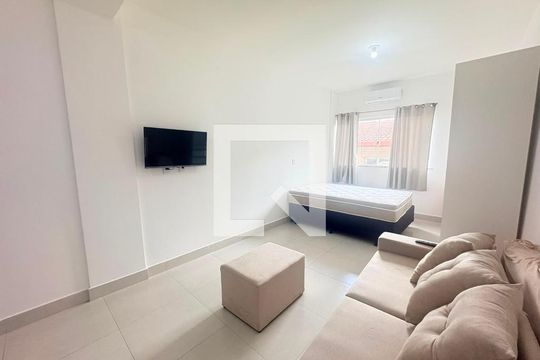 Studio de kitnet/studio para alugar com 1 quarto, 30m² em Setor Oeste, Goiânia