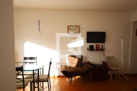 Apartamento à venda com 2 quartos, 63m² em Vila Isa, São Paulo