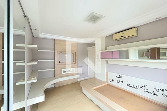 Quarto 1 de apartamento para alugar com 3 quartos, 230m² em Centro, Gravataí