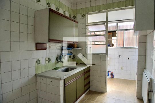 Cozinha de apartamento para alugar com 3 quartos, 67m² em Alto Barroca, Belo Horizonte