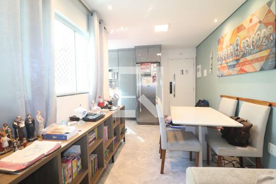 Sala de apartamento à venda com 2 quartos, 106m² em Casa Branca, Santo André