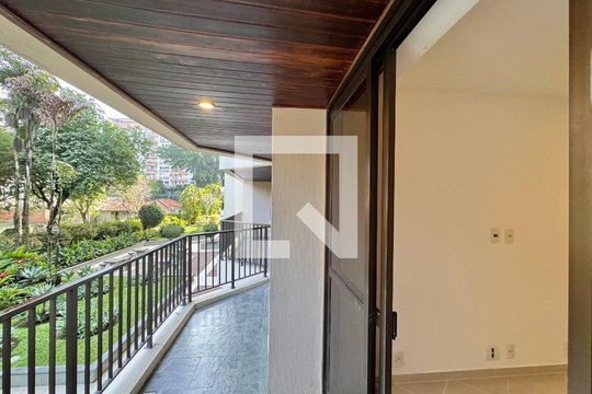 Varanda de apartamento para alugar com 3 quartos, 116m² em Barra da Tijuca, Rio de Janeiro