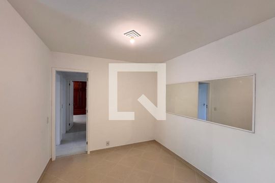 Sala de apartamento para alugar com 3 quartos, 116m² em Barra da Tijuca, Rio de Janeiro