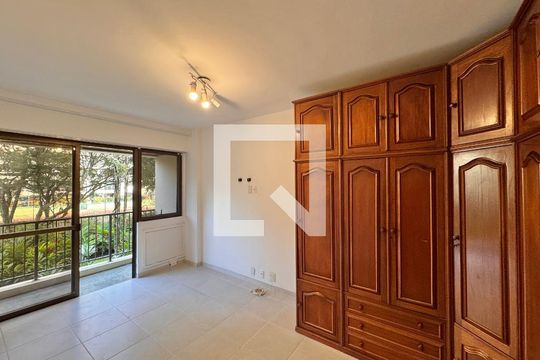 Suíte de apartamento para alugar com 3 quartos, 116m² em Barra da Tijuca, Rio de Janeiro