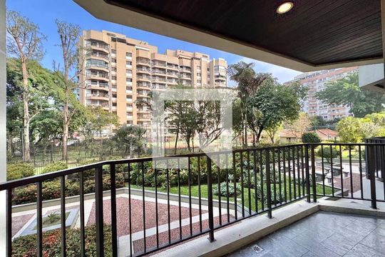 Varanda de apartamento para alugar com 3 quartos, 116m² em Barra da Tijuca, Rio de Janeiro
