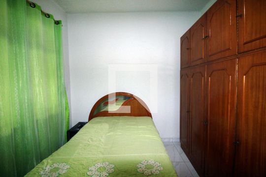 Quarto 1 de casa à venda com 3 quartos, 300m² em Vila Kosmos, Rio de Janeiro