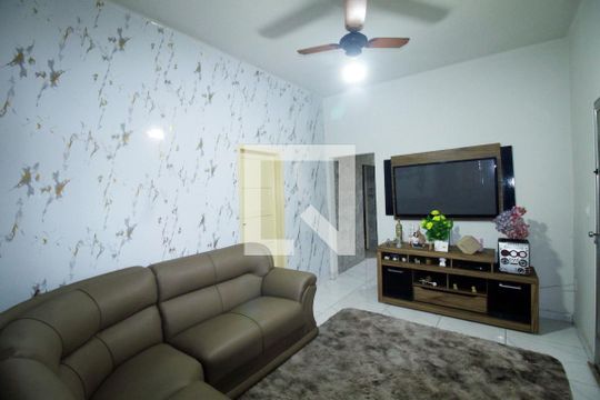 Sala de casa à venda com 3 quartos, 300m² em Vila Kosmos, Rio de Janeiro