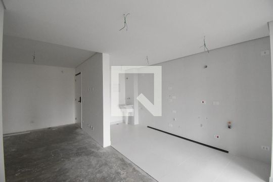Sala e cozinha de apartamento à venda com 3 quartos, 130m² em Juvevê, Curitiba