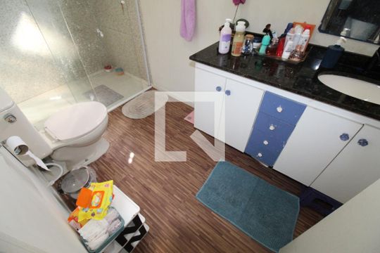 Banheiro de apartamento para alugar com 3 quartos, 90m² em Centro, São José dos Campos